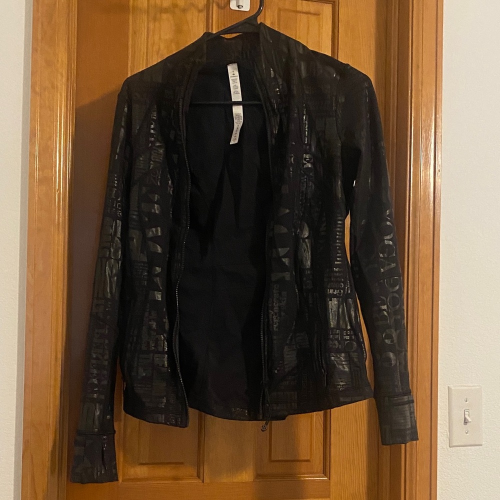 NWOT Lululemon Black Women's zip up